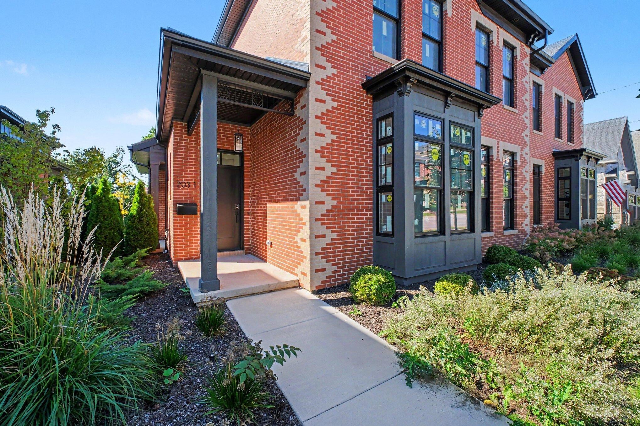 203 N Campbell Street #2