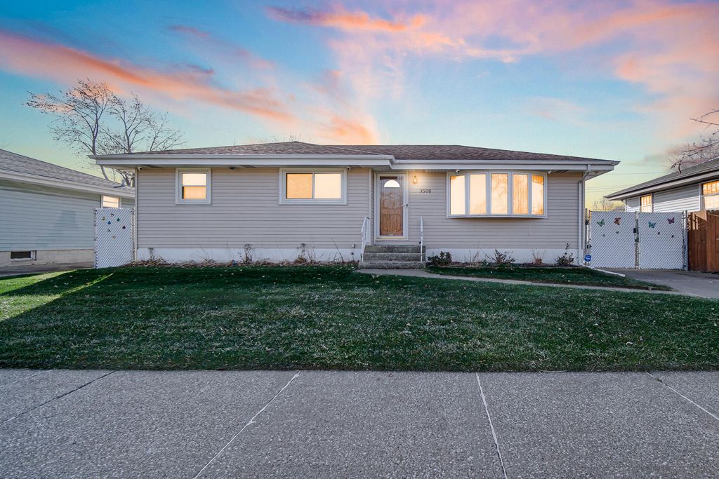 Photo of 3508 81st Street, Highland, IN 46322 (MLS # 832181)