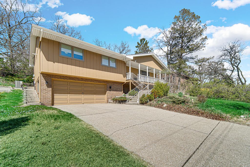Photo of 95 Diana Road, Ogden Dunes, IN 46368 (MLS # 838682)