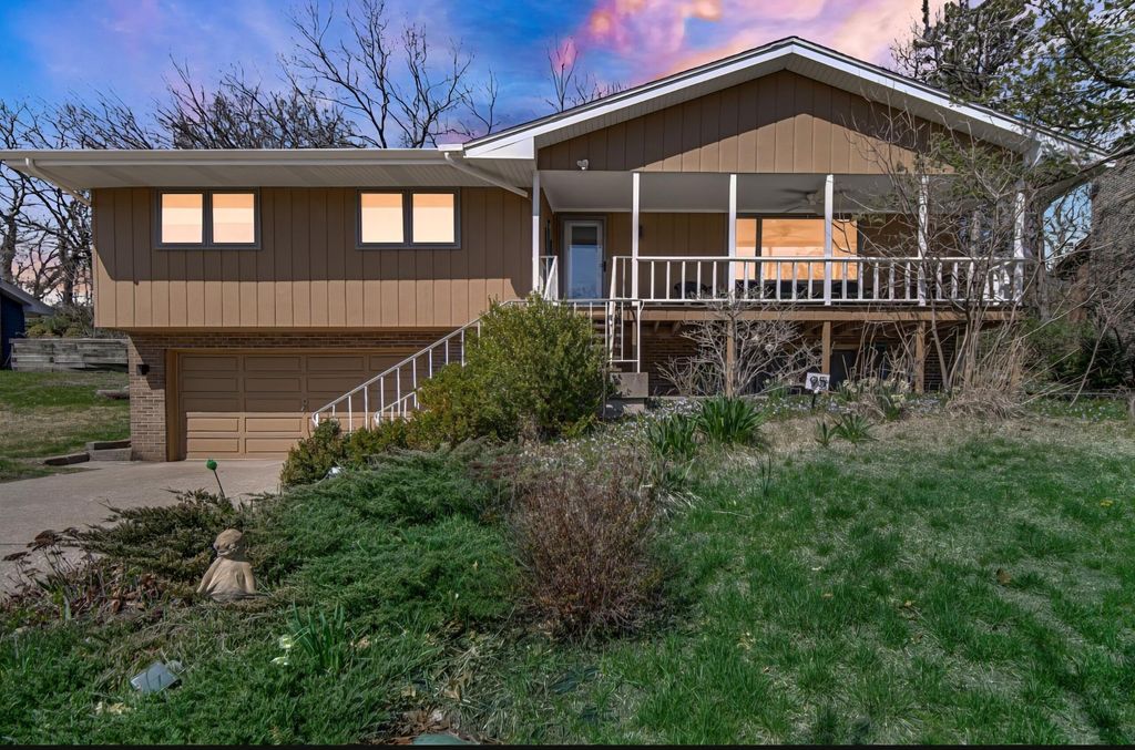 Photo of 95 Diana Road, Portage, IN 46368 (MLS # 838682)