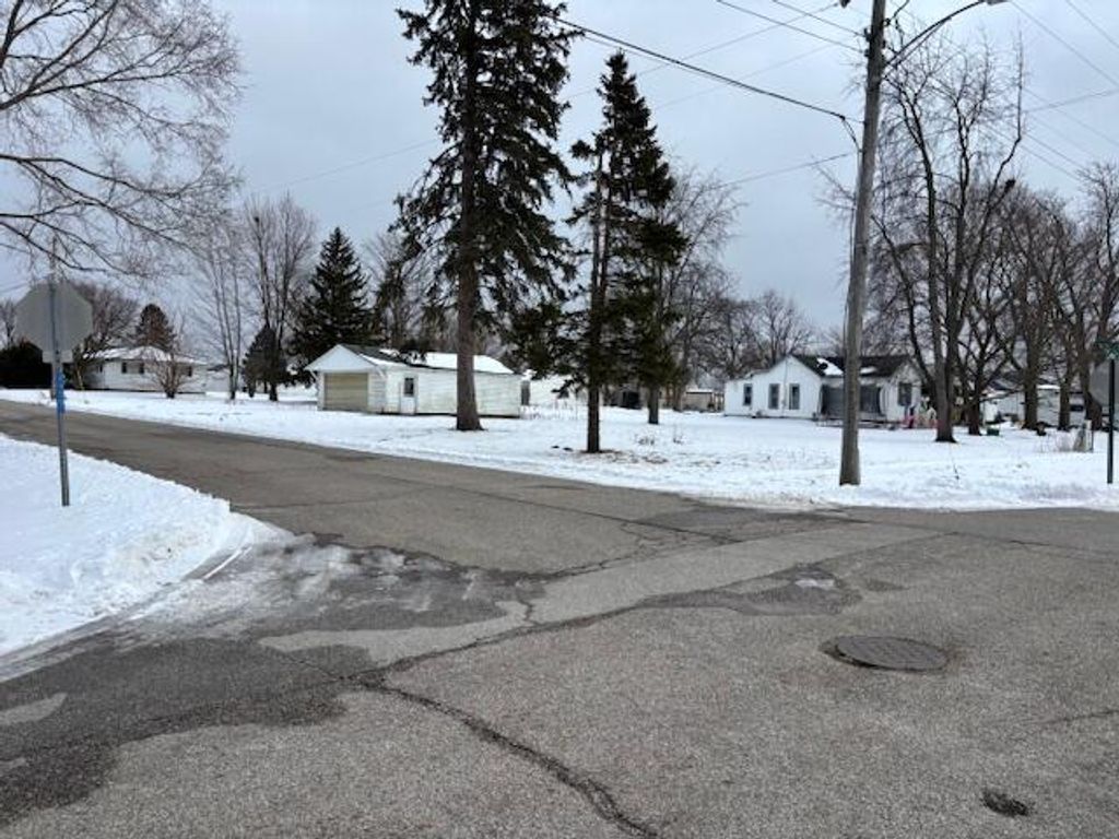 Photo of 601 S Newton Street, Goodland, IN 47948 (MLS # 833606)