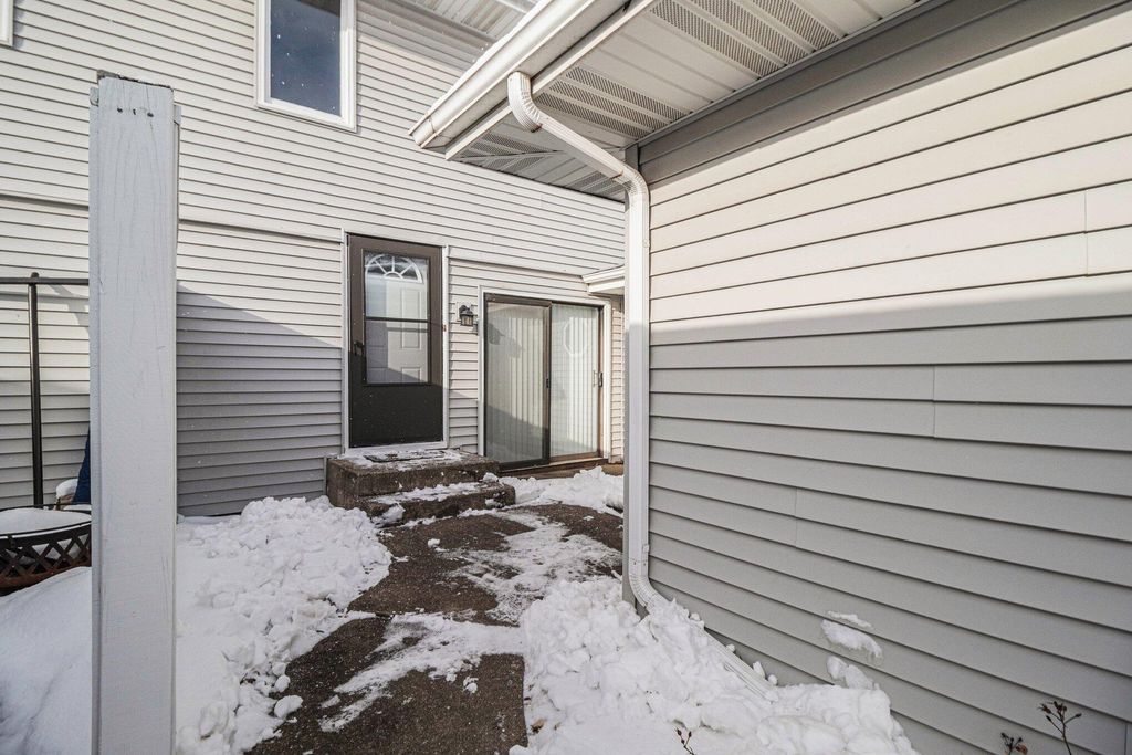 Photo of 2617 Knollwood Drive, Crown Point, IN 46307 (MLS # 833824)