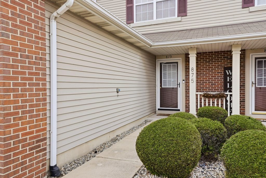 Photo of 875 Flagstone Drive, Dyer, IN 46311 (MLS # 835501)