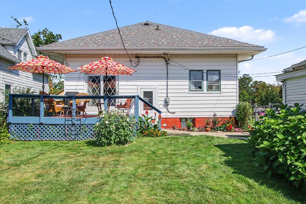 Photo of 210 G Street, La Porte, IN 46350 (MLS # 844514)