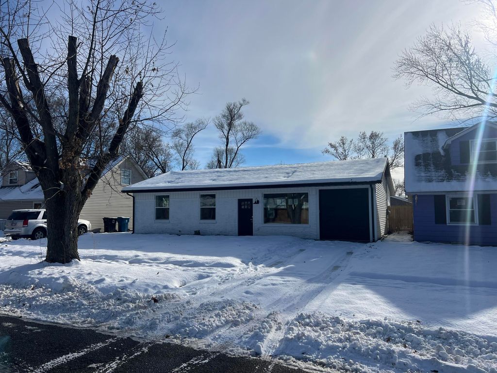 Photo of 4523 E 6th Avenue, Gary, IN 46403 (MLS # 831987)