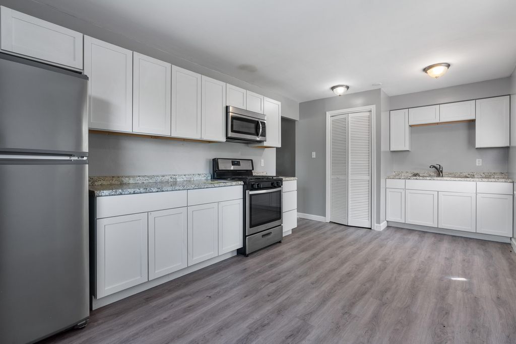 Photo of 7520 Chestnut Avenue, Hammond, IN 46324 (MLS # 831328)