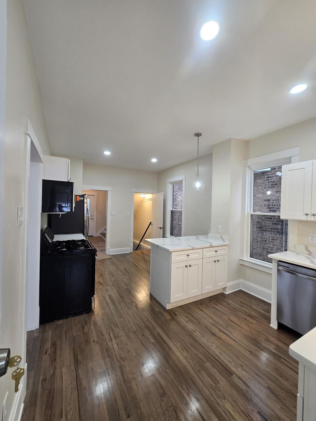 Photo of 1711 Central Avenue, Whiting, IN 46394 (MLS # 833605)