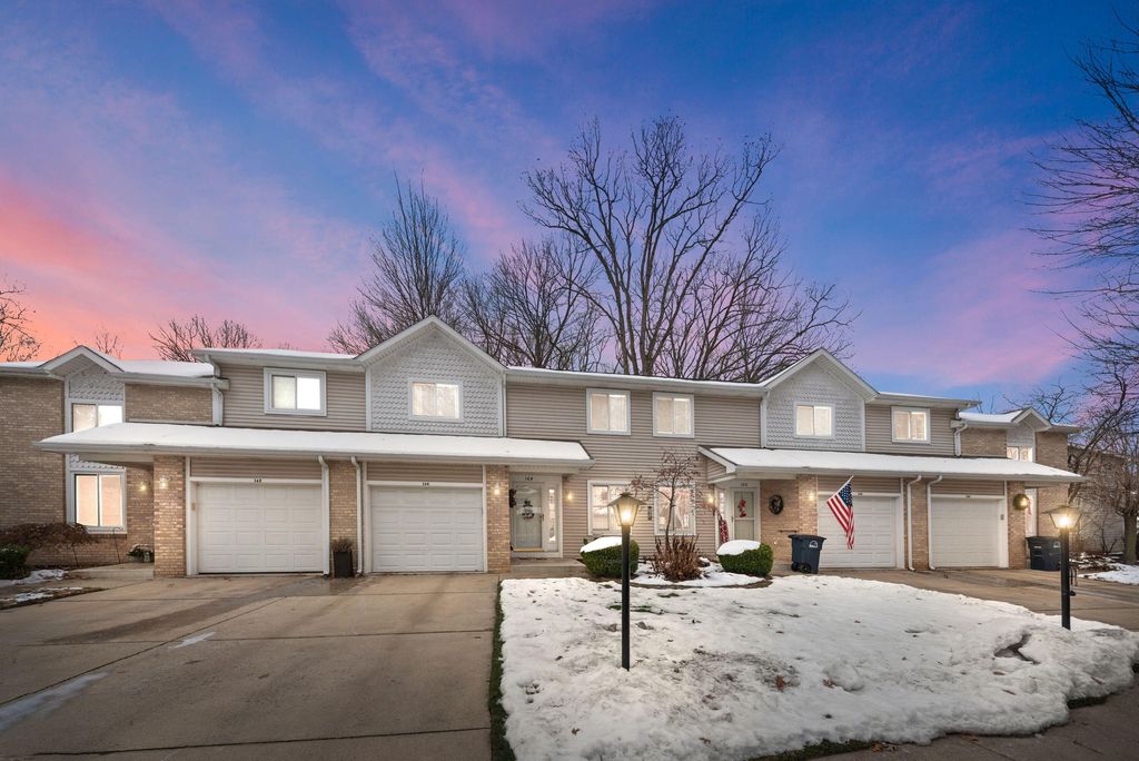 Photo of 162 Indian Ridge Drive, Michigan City, IN 46360 (MLS # 832380)