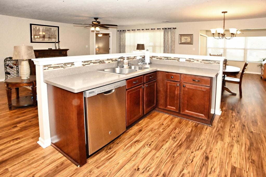 Photo of 11712 Carolina Street, Crown Point, IN 46307 (MLS # 844868)