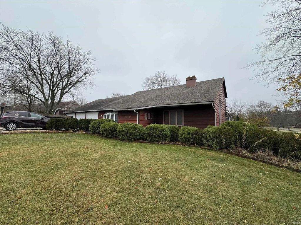 Photo of 3605 W Pettigrew Drive, Muncie, IN 47304 (MLS # 833977)