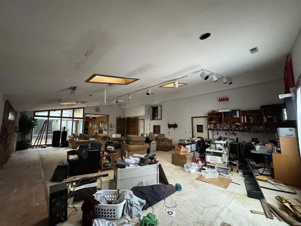 Photo of 3605 W Pettigrew Drive, Muncie, IN 47304 (MLS # 833977)