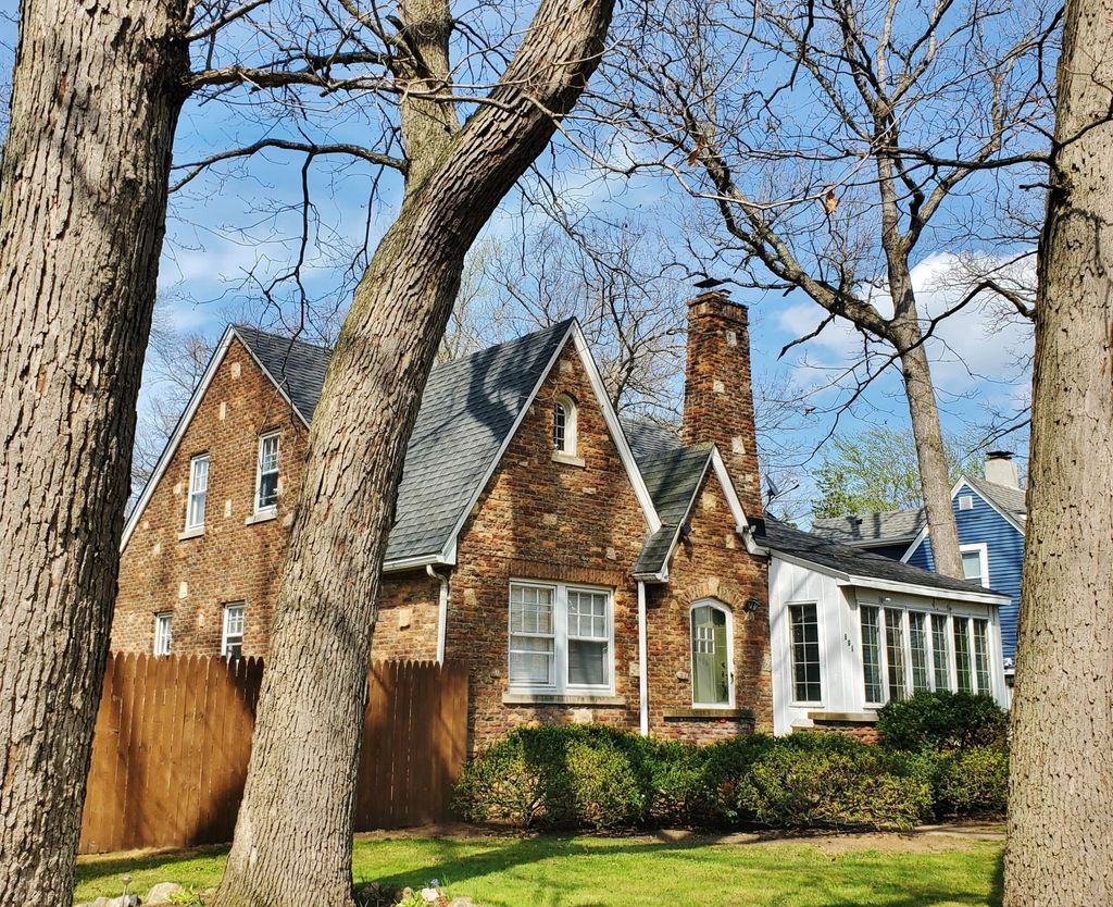 Photo of 606 Hobart Street, Michigan City, IN 46360 (MLS # 837400)