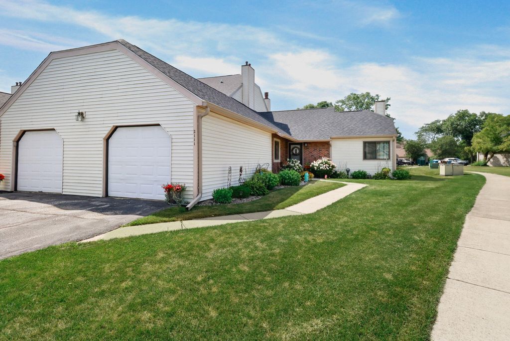 Photo of 2111 Tupelo Lane, Chesterton, IN 46304 (MLS # 838693)