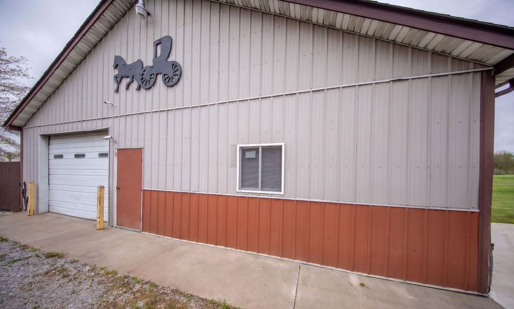Photo of 141 W 900 N, Chesterton, IN 46304 (MLS # 838067)