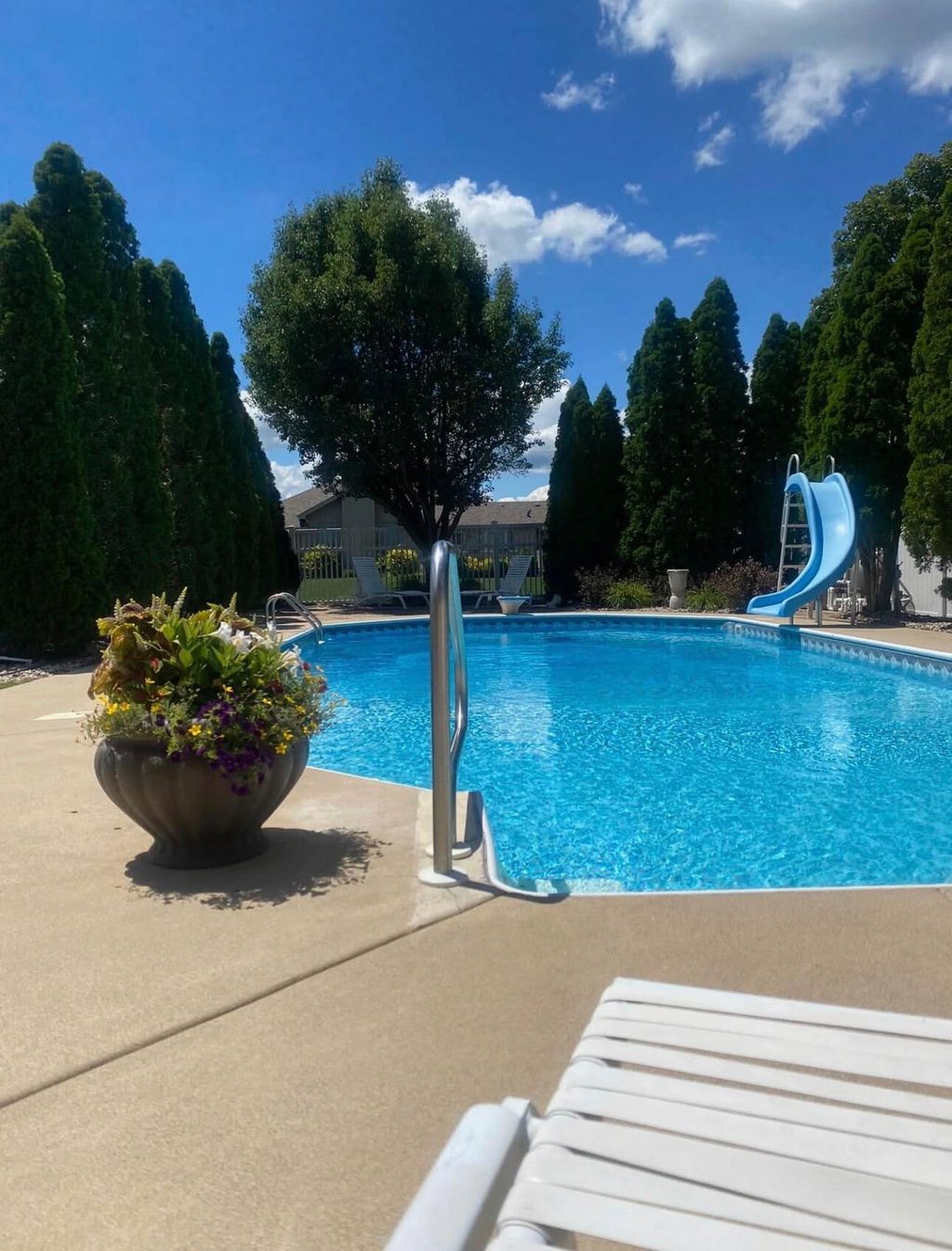 Photo of 10106 Belmont Court, Saint John, IN 46373 (MLS # 836077)