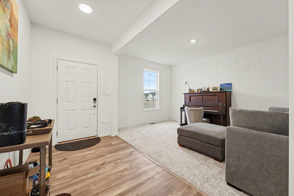 Photo of 11474 Iris Place, Winfield, IN 46307 (MLS # 834885)