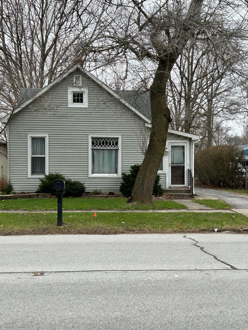 Photo of 708 S Main Street, Kouts, IN 46347 (MLS # 835509)