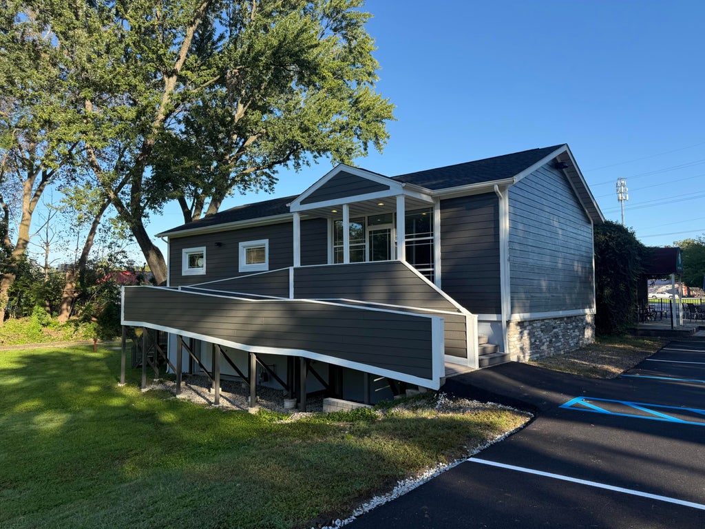 Photo of 114 S 11th Street, Chesterton, IN 46304 (MLS # 846302)