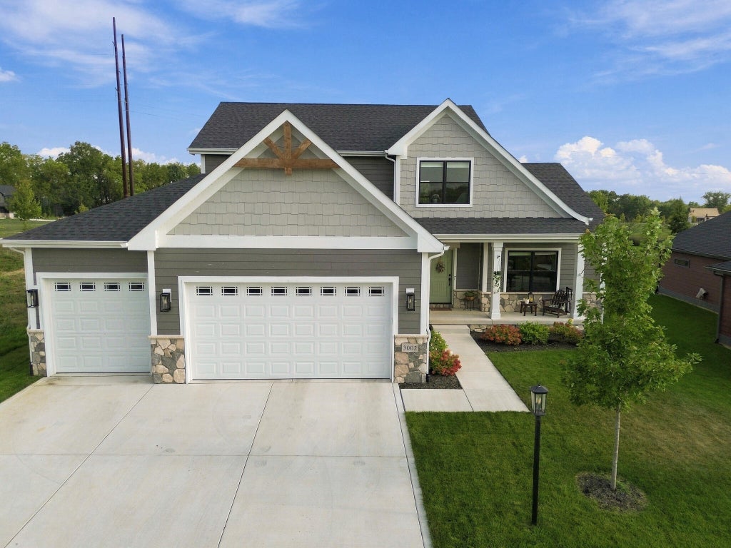 Photo of 3002 Forestside Lane, Valparaiso, IN 46385 (MLS # 845452)