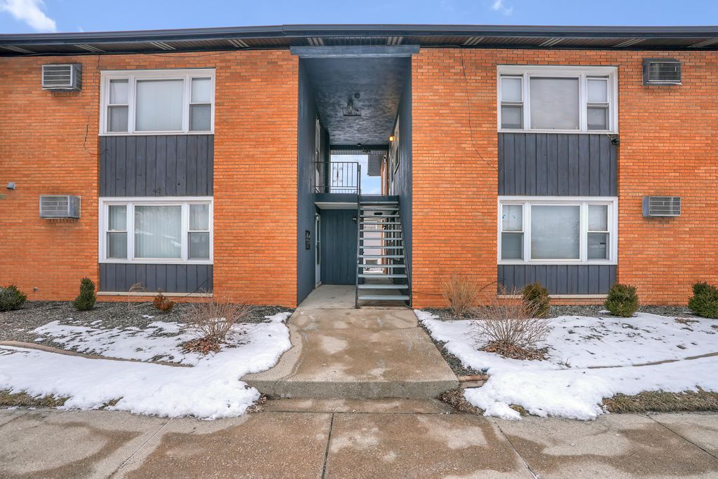 Photo of 6922 Columbia Avenue, Hammond, IN 46324 (MLS # 833894)