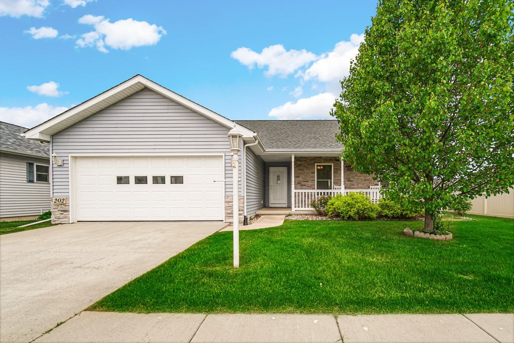Photo of 202 Allison Lane, La Porte, IN 46350 (MLS # 838578)