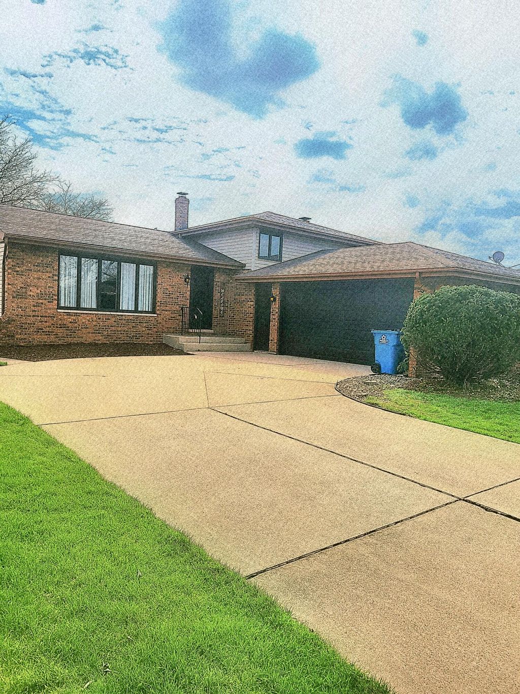 Photo of 939 Devonshire Lane, Dyer, IN 46311 (MLS # 836972)