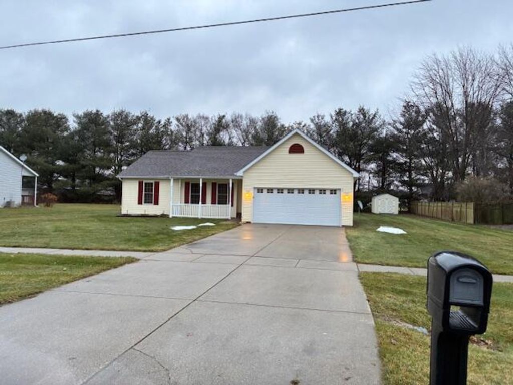 Photo of 11807 Laurie Drive, Wheatfield, IN 46392 (MLS # 832031)