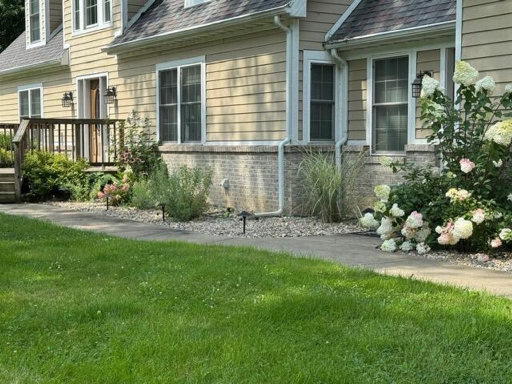 Photo of 2688 N Goldring Road, La Porte, IN 46350 (MLS # 834521)