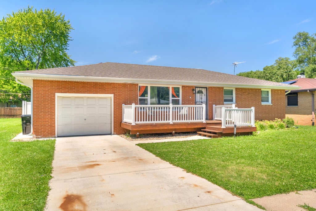 Photo of 5224 Georgia Street, Gary, IN 46410 (MLS # 841295)