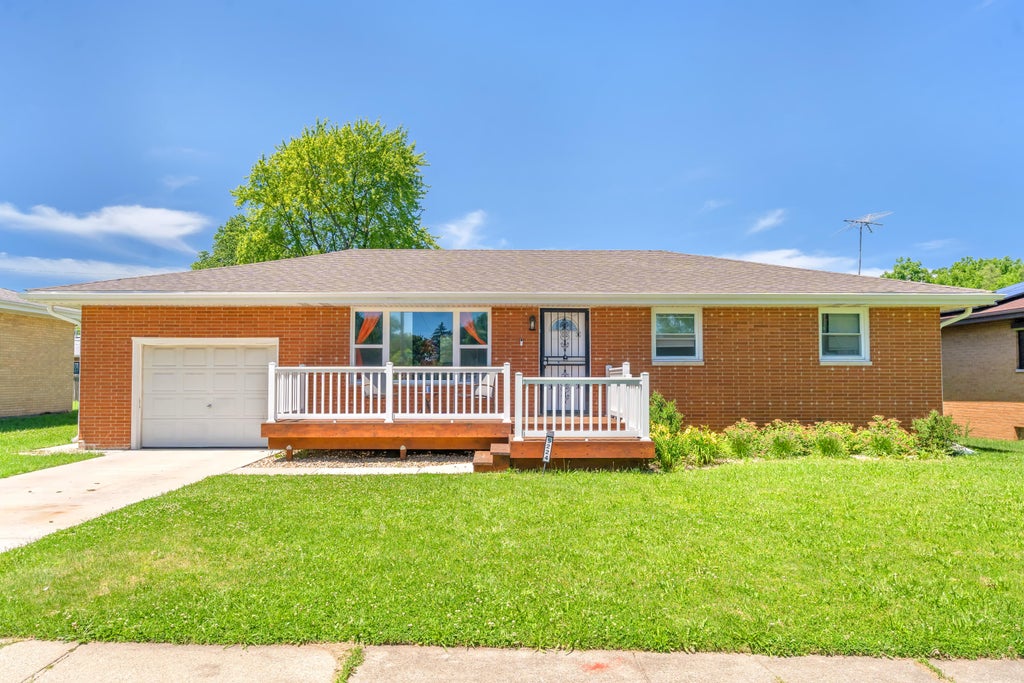Photo of 5224 Georgia Street, Gary, IN 46410 (MLS # 841295)
