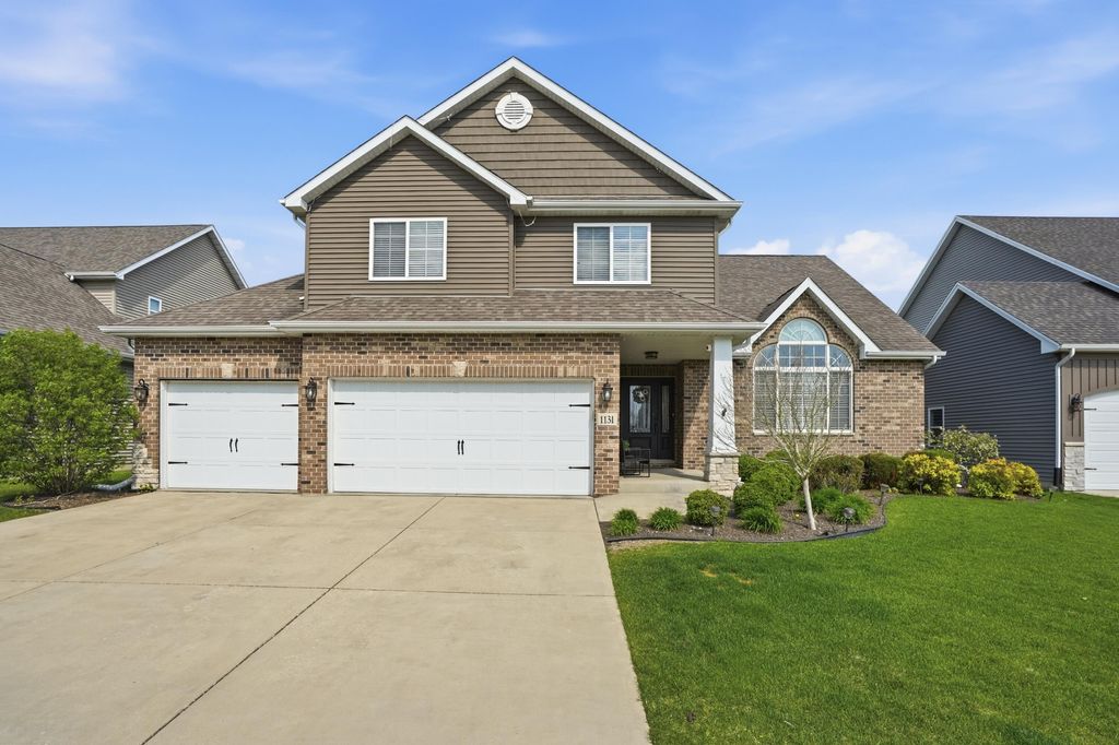 Photo of 1131 Jeanne Court, Crown Point, IN 46307 (MLS # 838387)