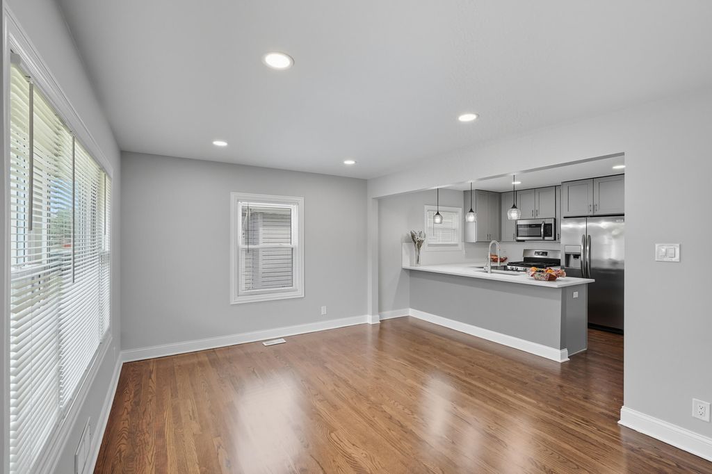 Photo of 6833 Baring Avenue, Hammond, IN 46324 (MLS # 831973)