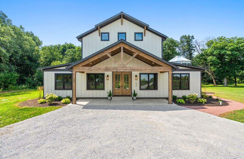 Photo of 548 E 1400 S, Kouts, IN 46347 (MLS # 819999)