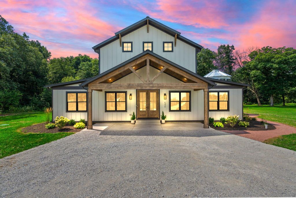 Photo of 548 E 1400 S, Kouts, IN 46347 (MLS # 819999)