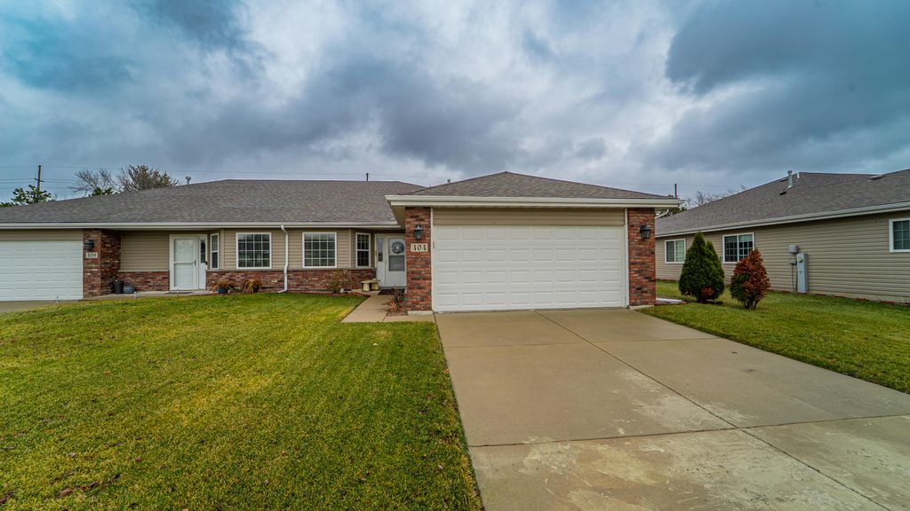 Photo of 404 Pine Ridge Circle, Lowell, IN 46356 (MLS # 832811)