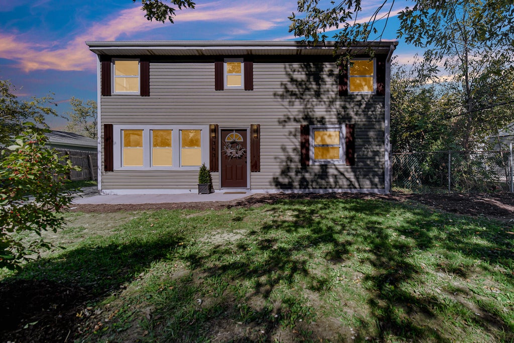 Photo of 363 Pinewood Drive, Valparaiso, IN 46385 (MLS # 847238)