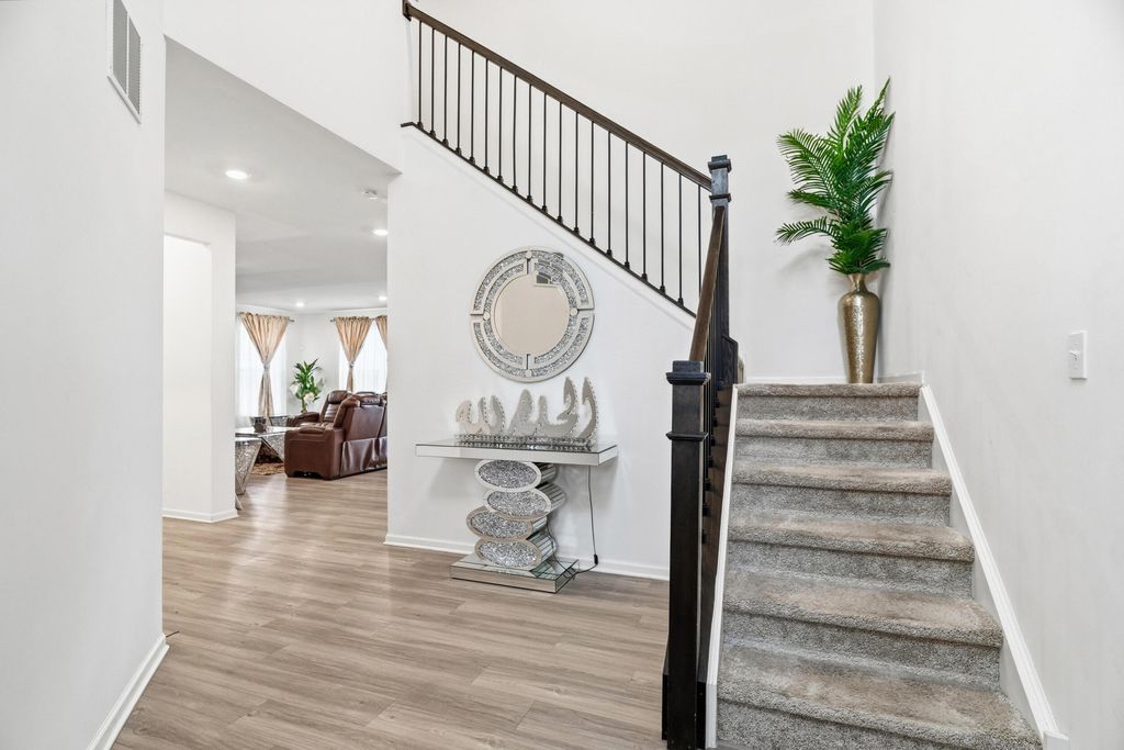 Photo of 14465 Garden Way, Cedar Lake, IN 46303 (MLS # 837605)