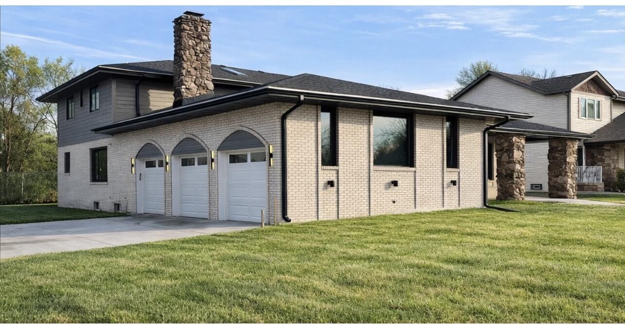 10043 Twin Creek Boulevard