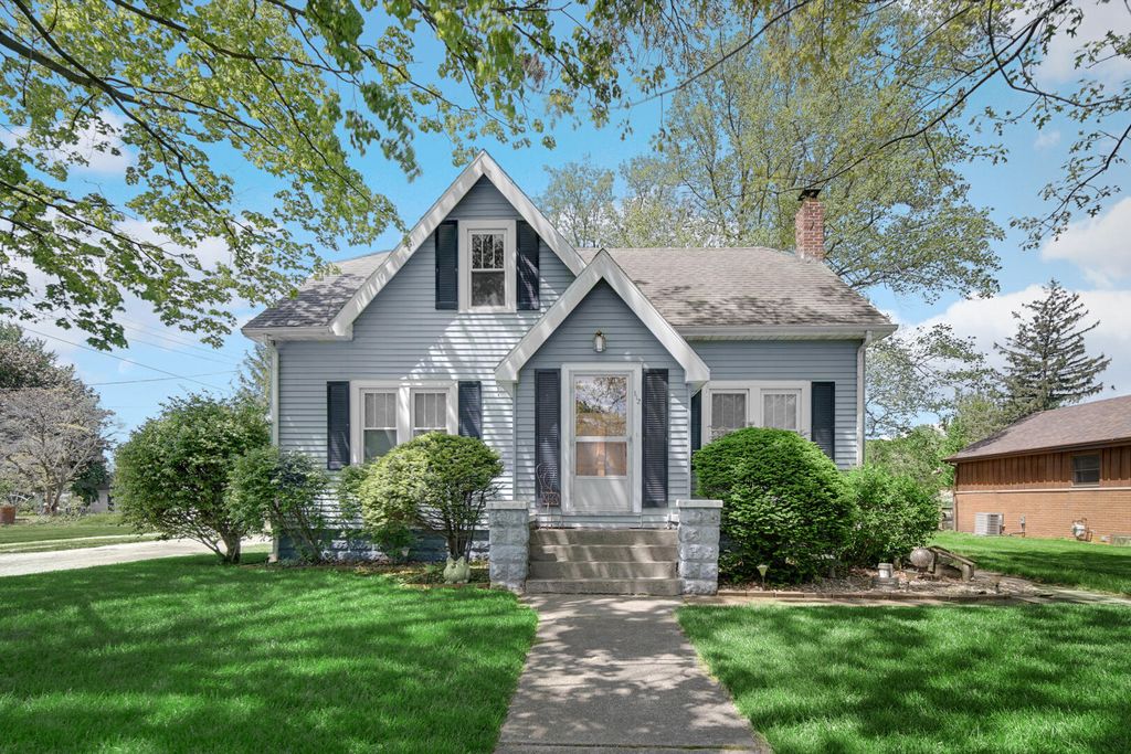 Photo of 112 N Illinois ST, Hanna, IN 46340 (MLS # 838247)