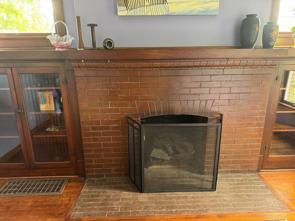 Photo of 315 Franklin Street, Porter, IN 46304 (MLS # 829309)