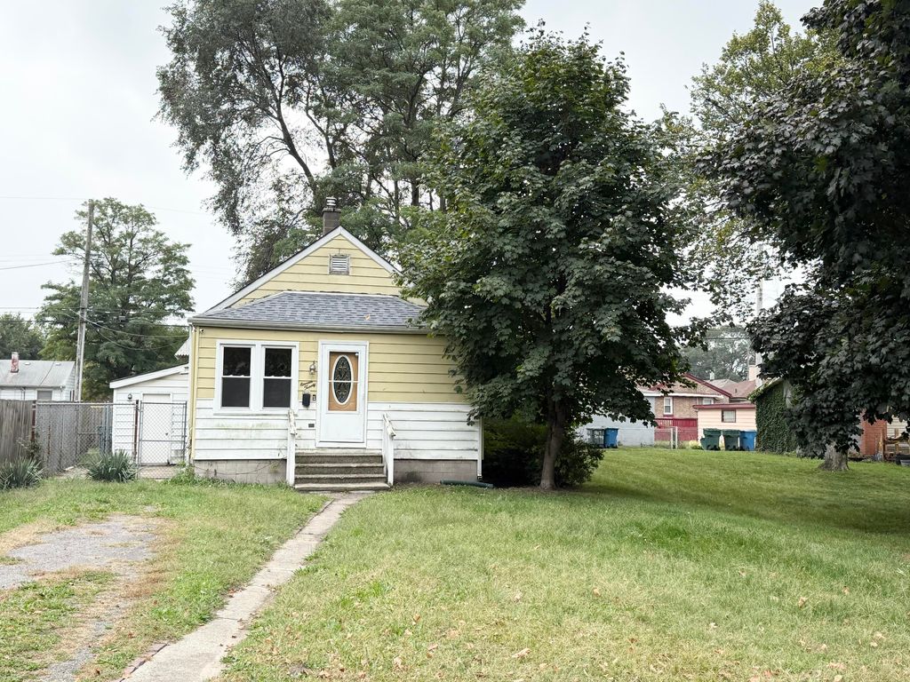Photo of 1120 Mulberry Street, Hammond, IN 46324 (MLS # 829312)