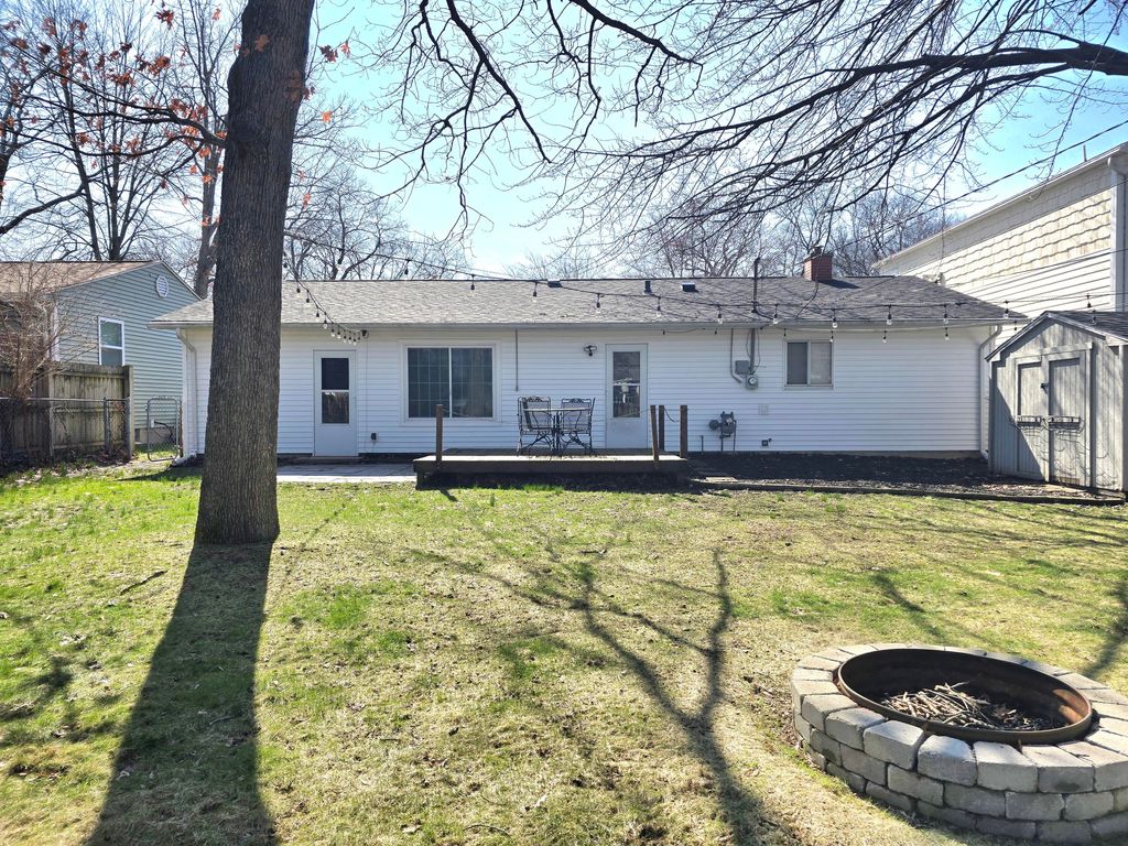 Photo of 510 Washington Park Boulevard, Michigan City, IN 46360 (MLS # 835345)