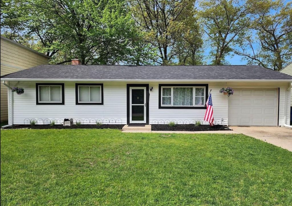 Photo of 510 Washington Park Boulevard, Michigan City, IN 46360 (MLS # 835345)