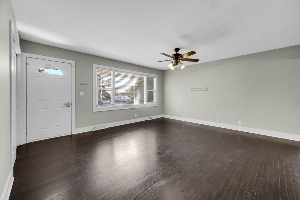 Photo of 2110 Country Club Road, Valparaiso, IN 46383 (MLS # 842740)