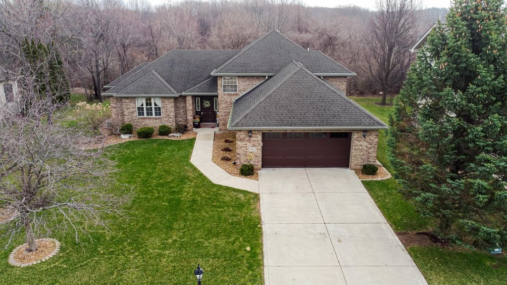 Photo of 10621 Erie Drive E, Crown Point, IN 46307 (MLS # 835596)