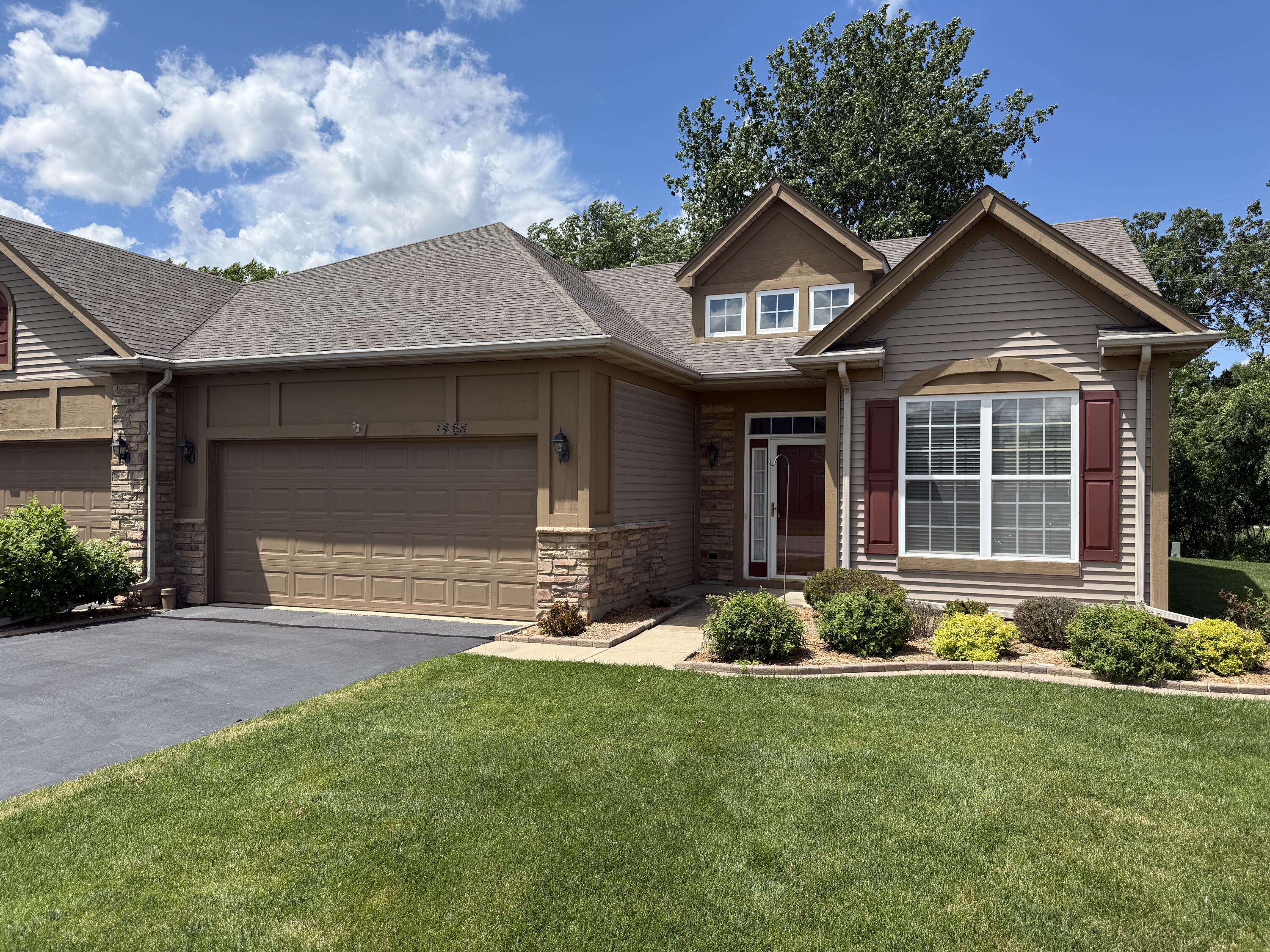 Photo 1 of 52 — 1468 Mackinaw Place, Schererville, IN 46375