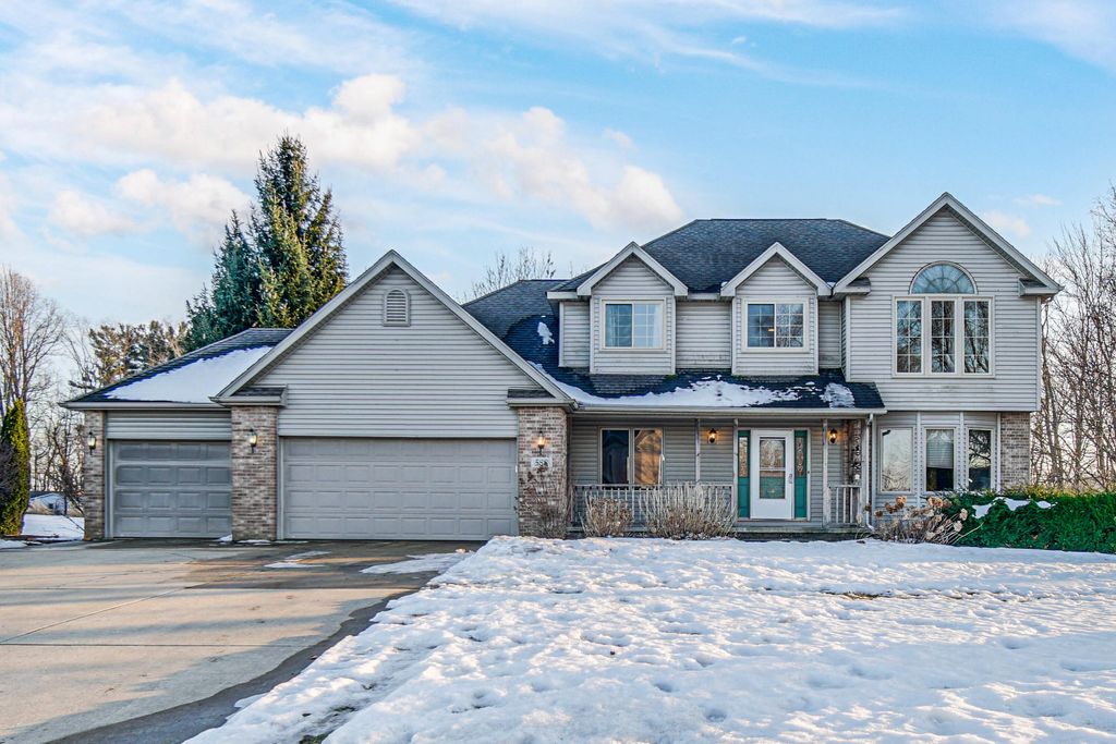 Photo of 588 Mayapple Drive, Westville, IN 46391 (MLS # 834247)