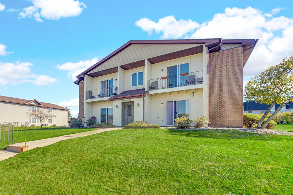 Photo of 2345 Barbara Jean Drive, Schererville, IN 46375 (MLS # 829951)