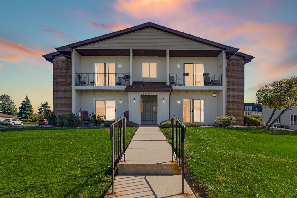 Photo of 2345 Barbara Jean Drive, Schererville, IN 46375 (MLS # 829951)