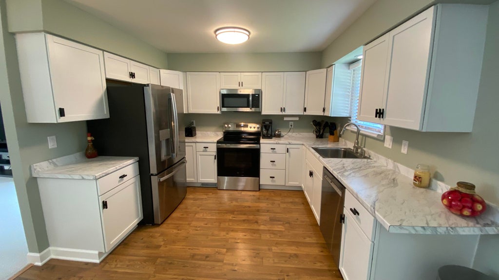 Photo of 9814 Lincoln Court, Crown Point, IN 46307 (MLS # 844675)